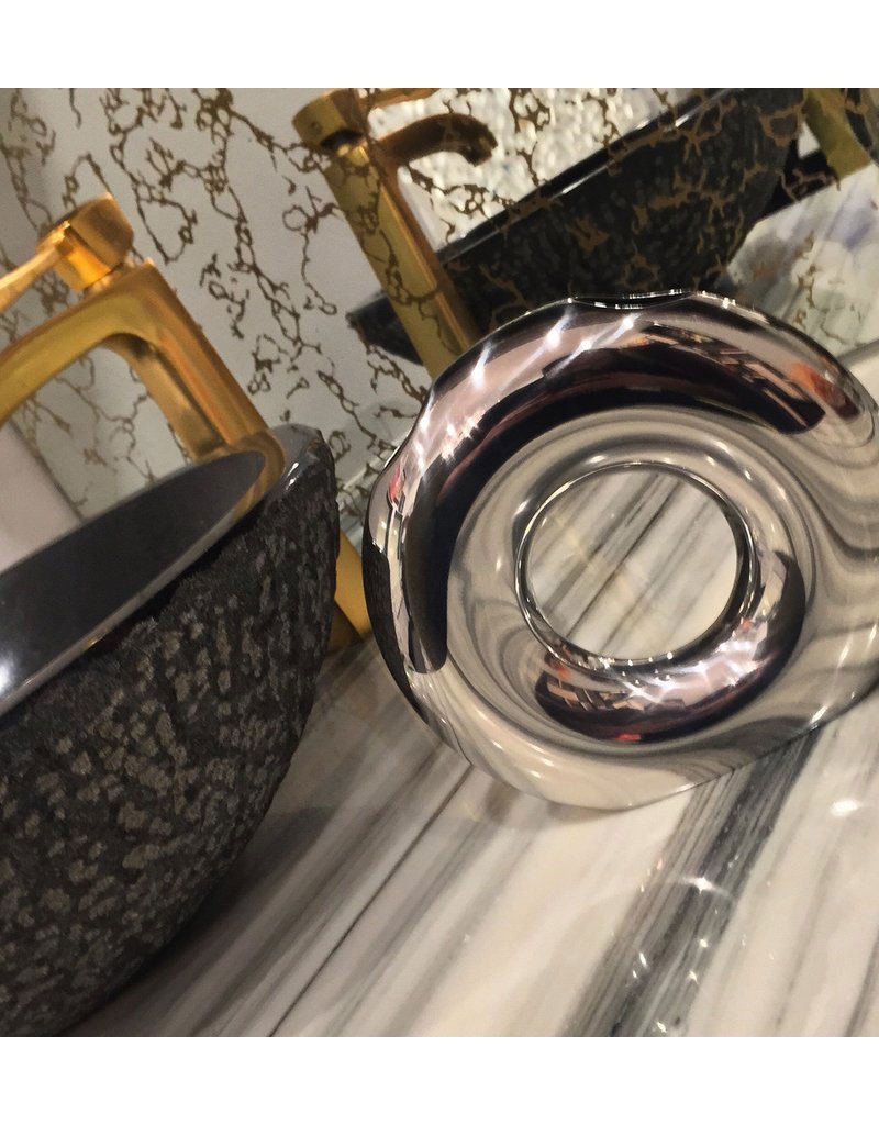 O Washing Cup & Vase | Polished Stainless | Uvtuvo Modern Judaica